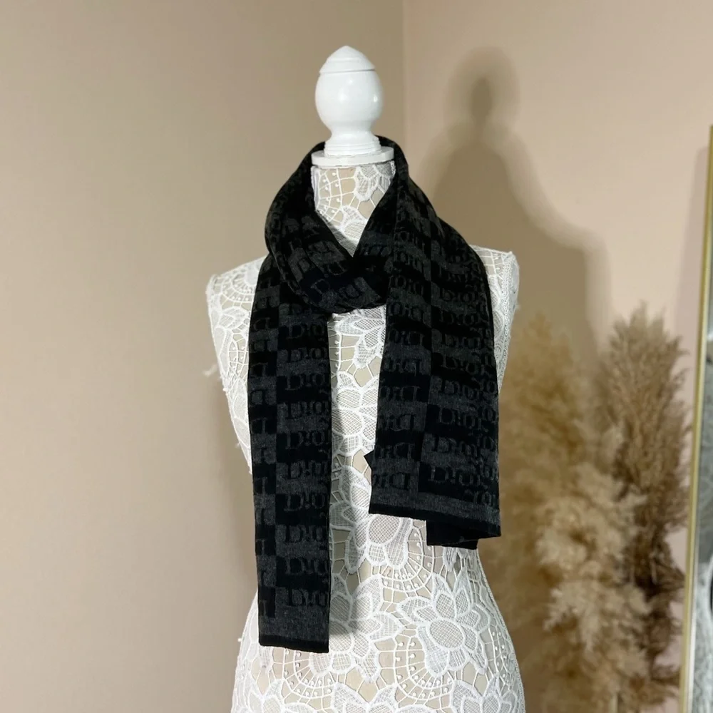 Dior Wool Scarf - Picture 14 of 14